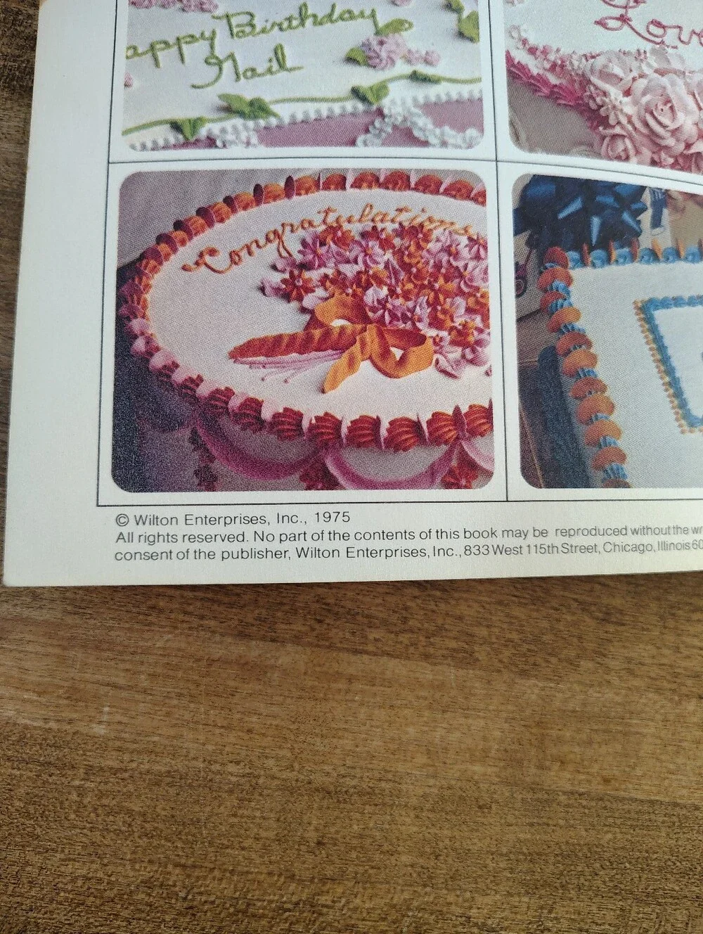 1975 The Wilton Way Basic Cake Decorating Guide